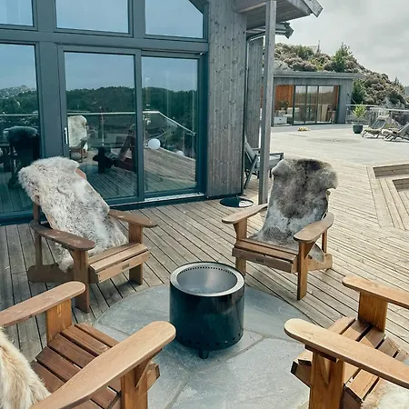 Hébergement de vacances Modern With Archipelago Views Bremnes