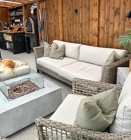 Modern With Archipelago Views * Bremnes