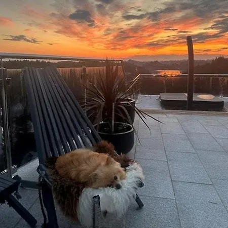 Modern With Archipelago Views