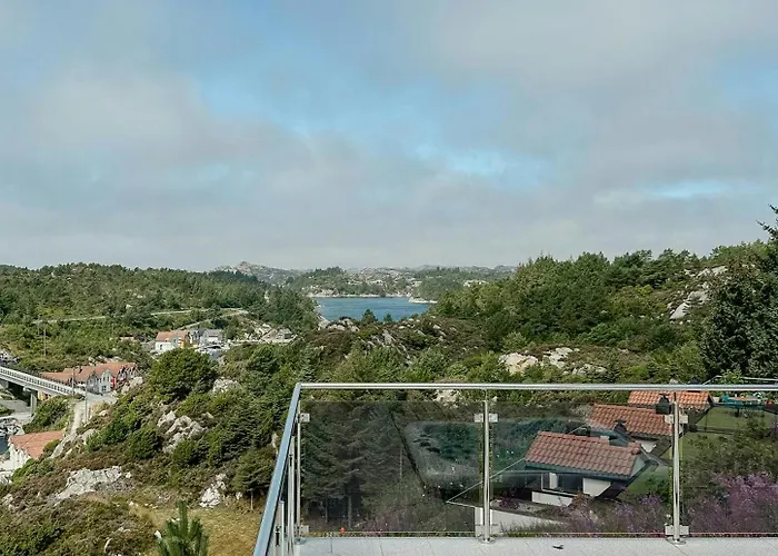 Modern With Archipelago Views Bremnes